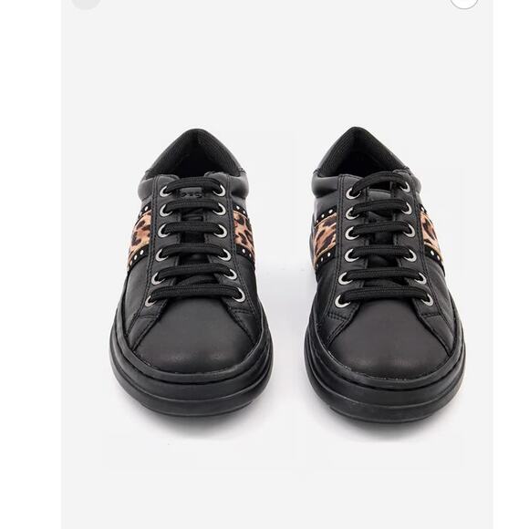 NEW GEOX Pontoise Lace Up Sneakers in Black Italian Leather Womens Size 37/7 - Picture 3 of 7